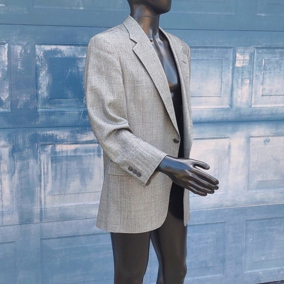 Burberry® (London) Other - Burberry® Men's Pure Wool Snake Eye pure Wool Fabric Blazer